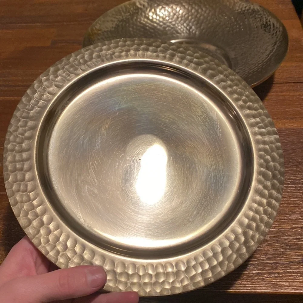 H&M gold plate